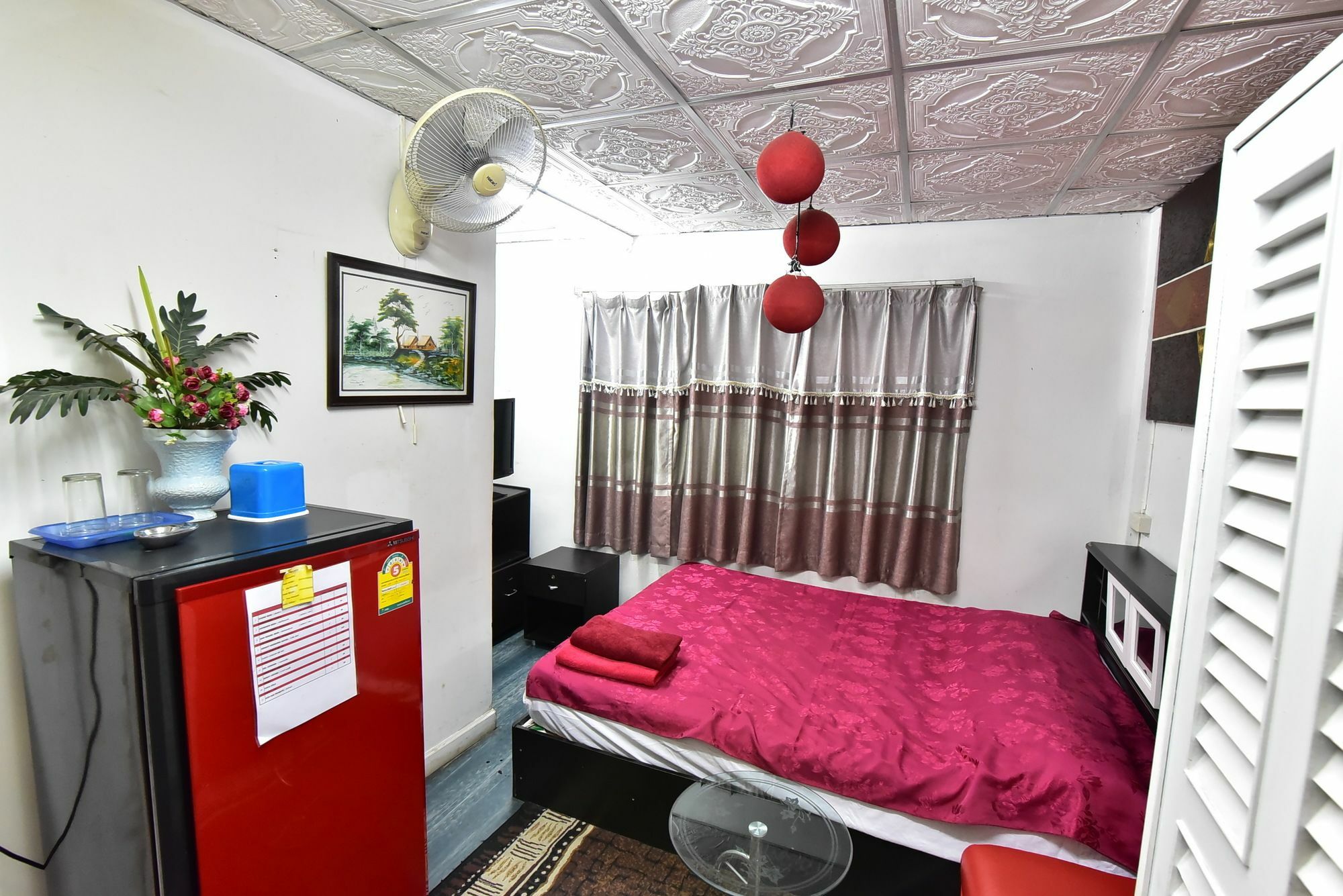 Maxwell Inn Pattaya Ngoại thất bức ảnh